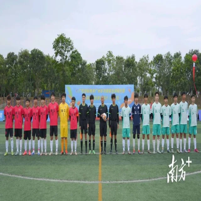 唐钱婷达标战：泳坛新星的实力展现